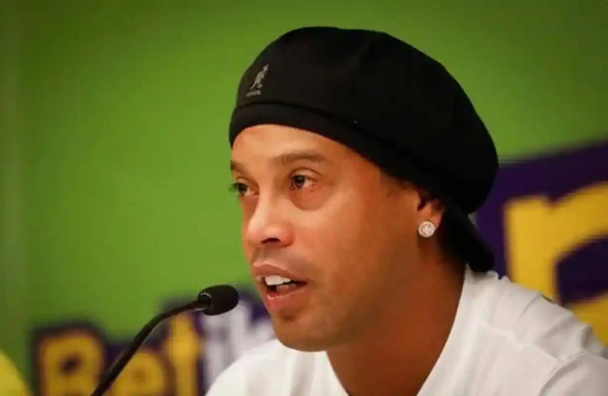 意媒：那不勒斯在等待德布劳内的回复，合同报价已达到极限.